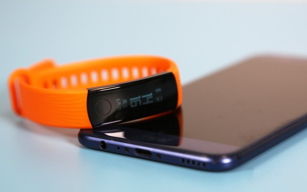 华为荣耀手环3怎么样 荣耀手环3上手评测