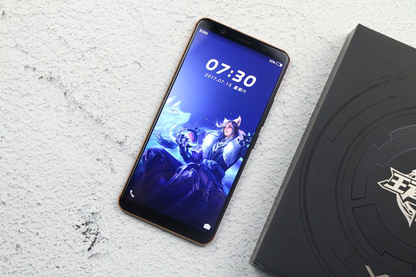 vivo X20王者荣耀限量版怎么样 vivo X20王者荣耀限量版开箱图赏
