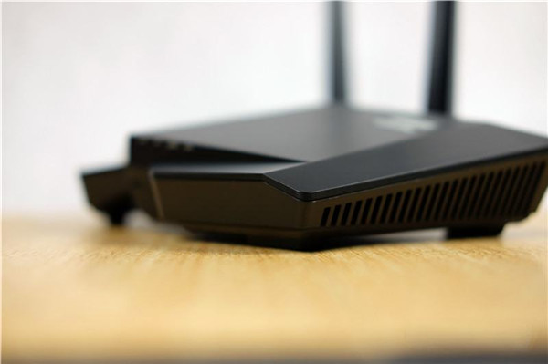 腾达AC18路由器开箱评测