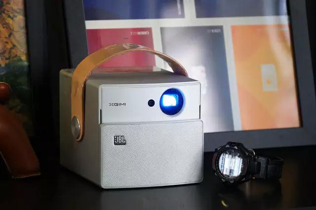 极米cc如何通过手机安装第三方软件