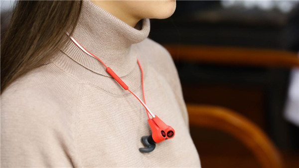 jbl reflect bt和mini有什么区别