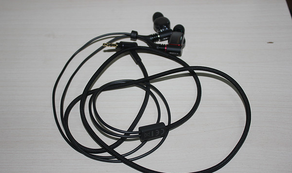 耳机换上索尼MUC-M12SM2耳机升级线之后怎么样