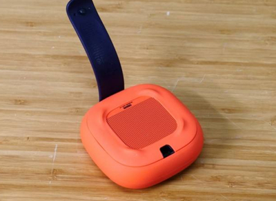 SoundLink Micro蓝牙音响怎么选择或更改语音提示语言