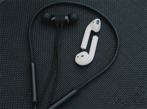 airpods耳机和beats x耳机哪个好